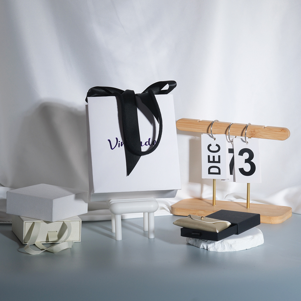 Custom White Paper Bag with Bl - Ribbon Bow Gift บทวิจารณ์และราคา